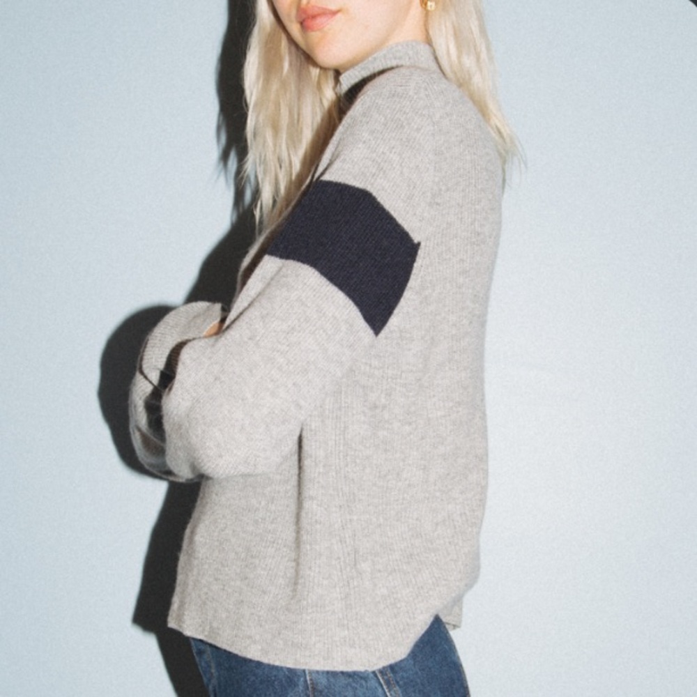 Brandy Melville Casey sweater